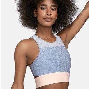 🚫SOLD!🚫 Outdoor voices tri-tone slashback crop